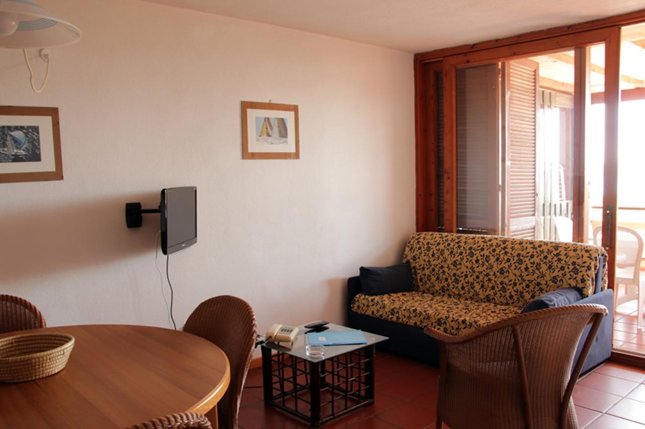 Residence Portolaconia Appartamenti Каниджоне Стая снимка
