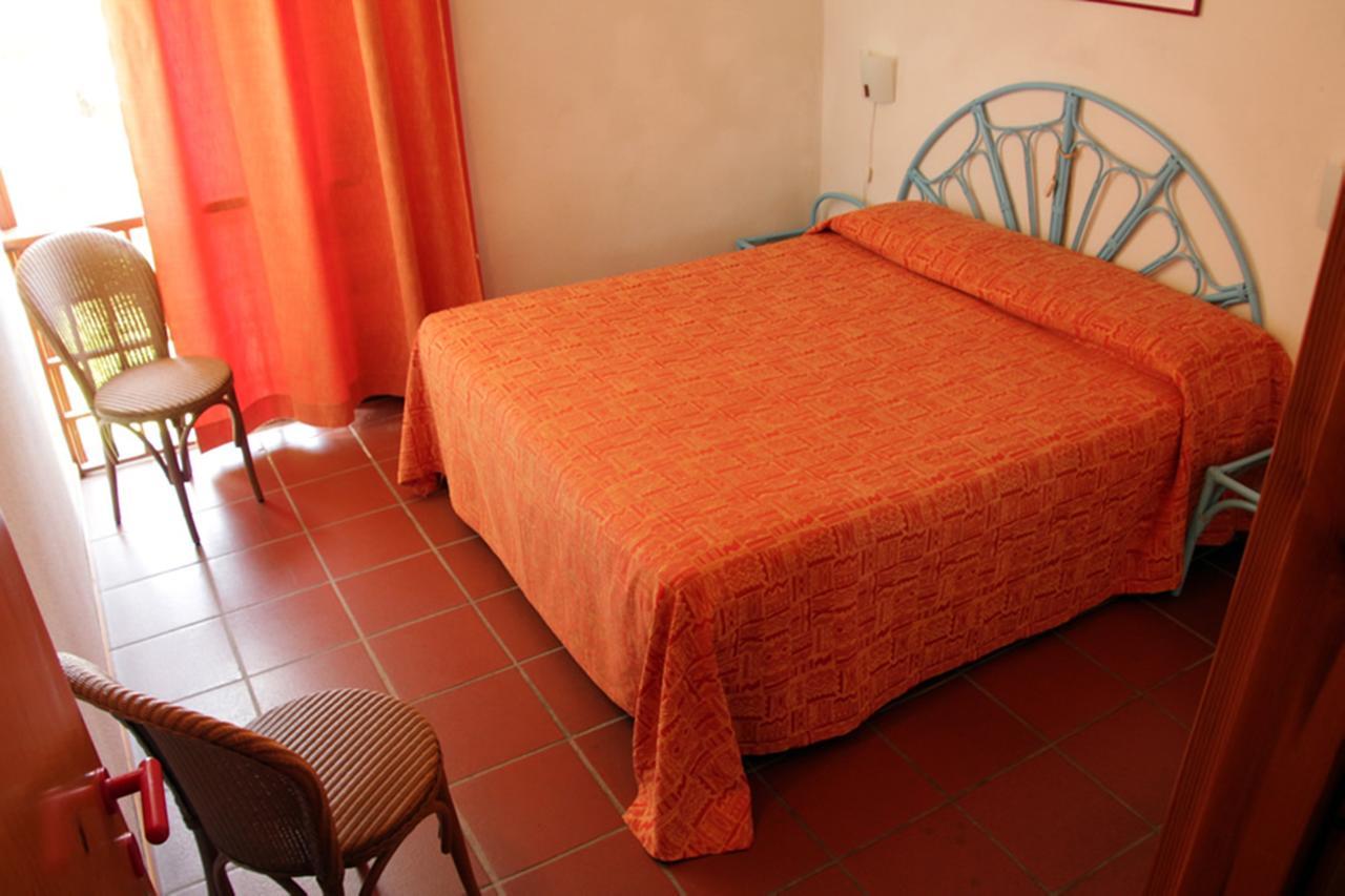 Residence Portolaconia Appartamenti Каниджоне Стая снимка